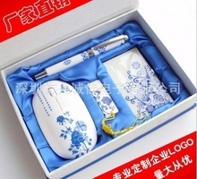 品味東方神韻 景德鎮青花瓷高檔商務禮品套裝的藝術與格調